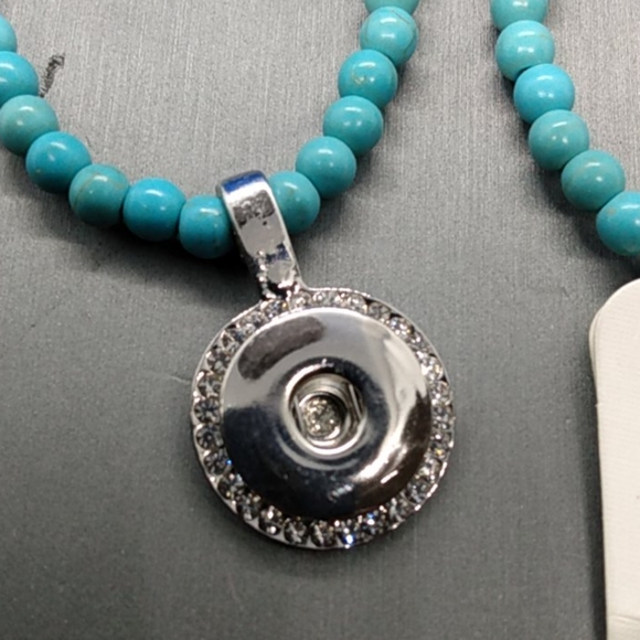 28 " blue snap button necklace with 3 buttons - Picture 2 of 4